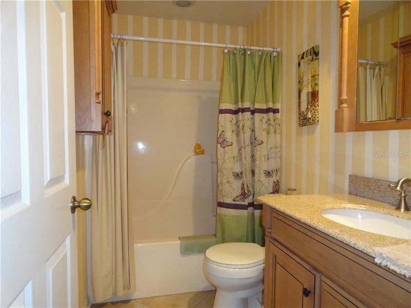 最近售出: $237,500 (2 贝兹, 2 浴室, 1602 平方英尺)