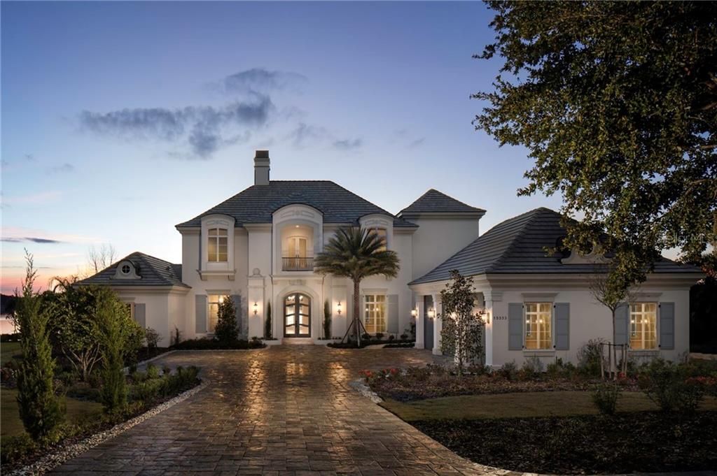 Recently Sold: $2,700,000 (4 beds, 5 baths, 6644 Square Feet)