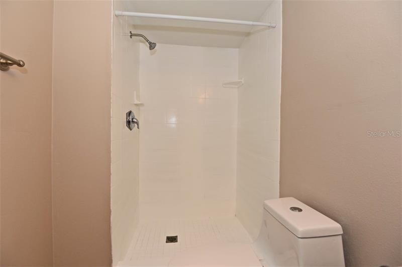最近售出: $154,900 (3 贝兹, 2 浴室, 1271 平方英尺)