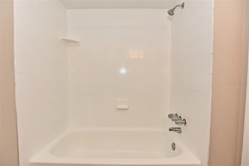 Недавно продано: $154,900 (3 спален, 2 ванн, 1271 Квадратных фут)
