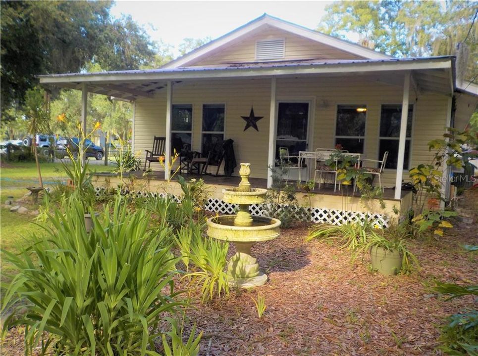 Covered Front Porch