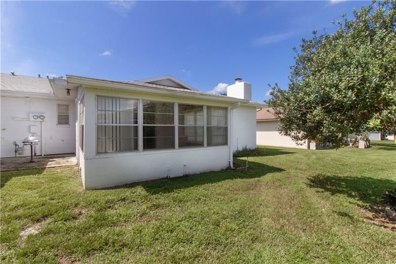 Recently Sold: $159,900 (2 beds, 2 baths, 1500 Square Feet)