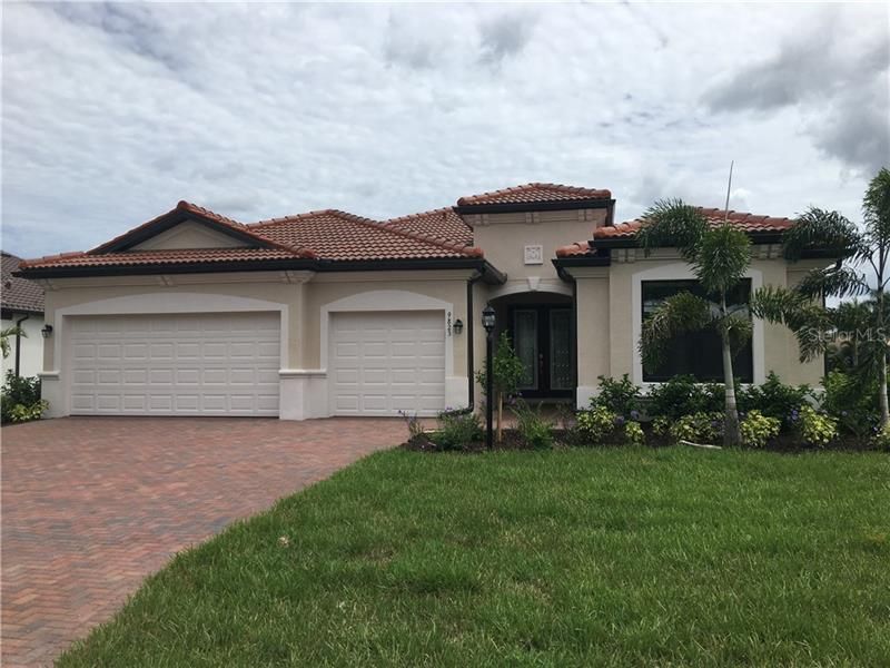 Recently Sold: $470,000 (3 beds, 3 baths, 2444 Square Feet)