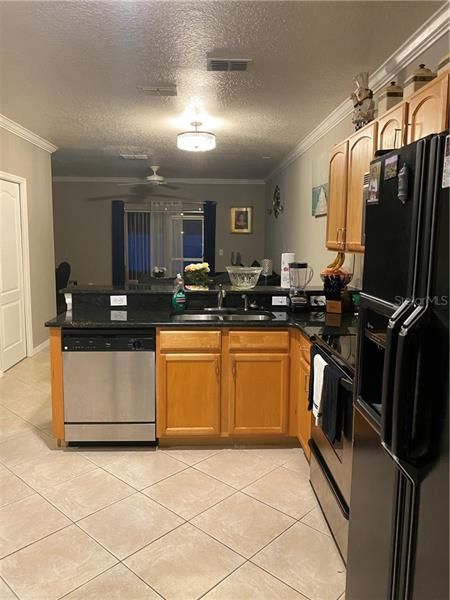 Recently Sold: $167,500 (2 beds, 2 baths, 1144 Square Feet)