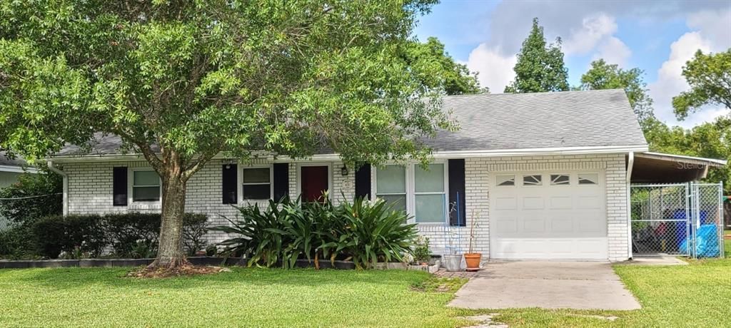 Recently Sold: $236,000 (3 beds, 2 baths, 1188 Square Feet)