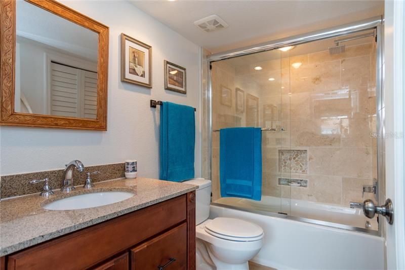 最近售出: $449,900 (3 贝兹, 3 浴室, 1462 平方英尺)