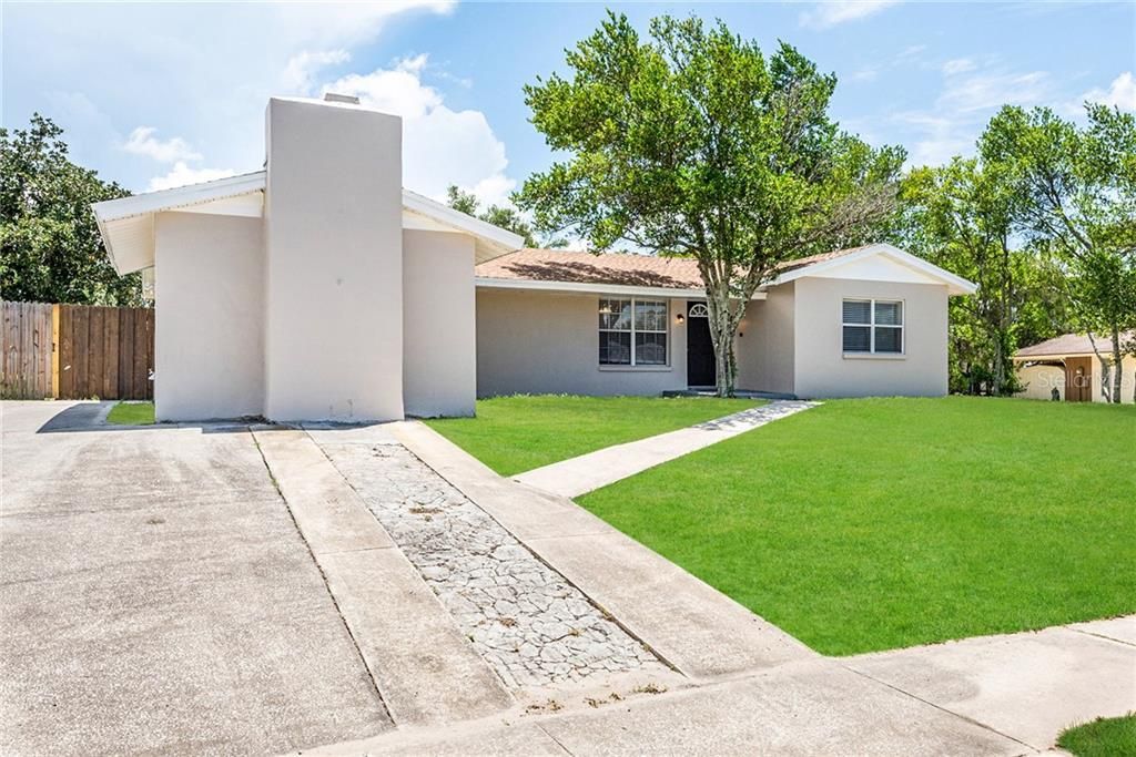 Recently Rented: $1,395 (3 beds, 2 baths, 1633 Square Feet)