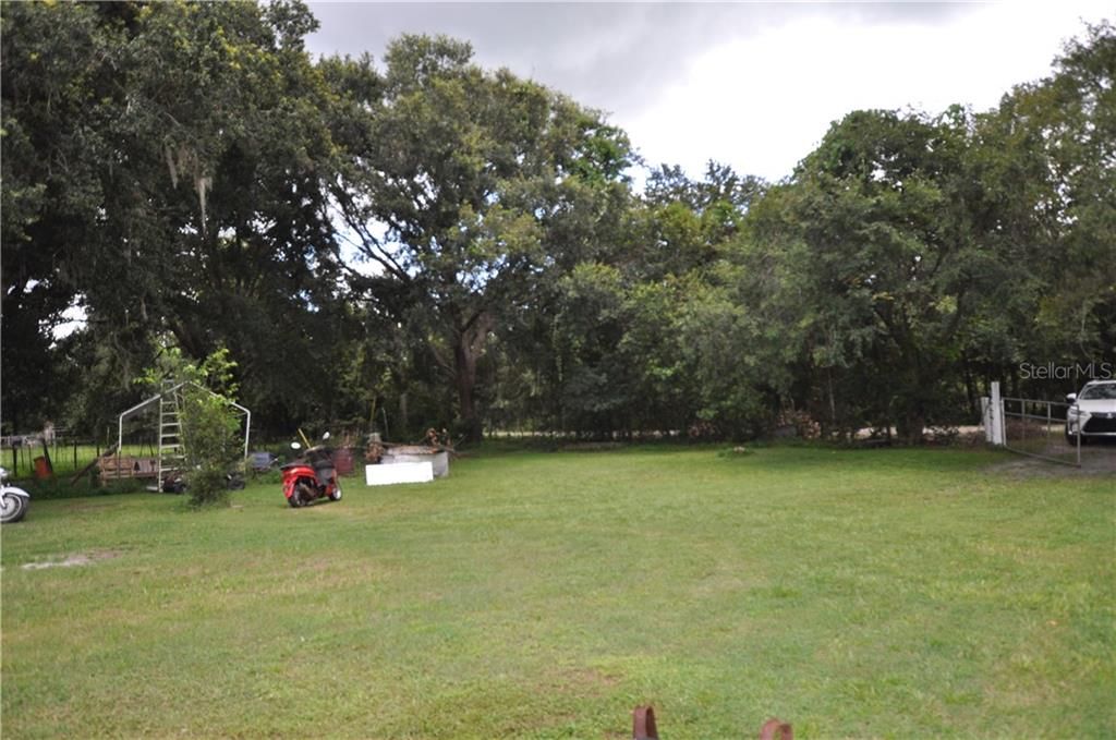 Vendido Recientemente: $59,900 (2.42 acres)