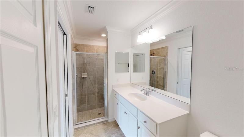 Recently Sold: $219,999 (2 beds, 2 baths, 1301 Square Feet)