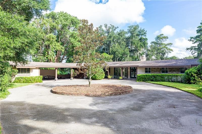 Recently Sold: $1,275,000 (4 beds, 3 baths, 2610 Square Feet)
