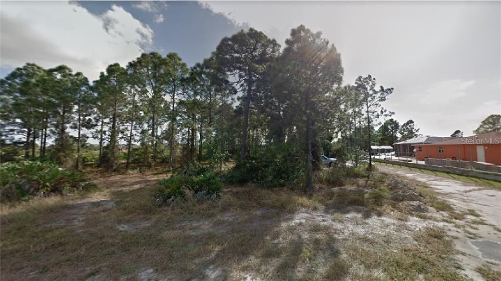 Vendido Recientemente: $9,500 (0.25 acres)