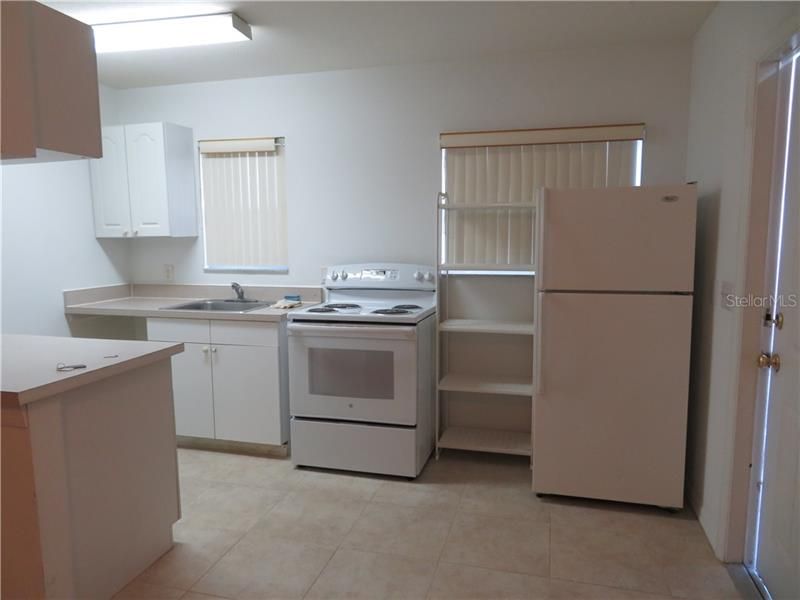 Recently Rented: $700 (0 beds, 1 baths, 500 Square Feet)