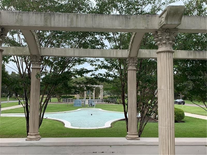 Stunning park leading into the community from the main entrance off of Sunset Point Road.  There is also another entrance off of Belcher Road.  Both entrances have security personnel.