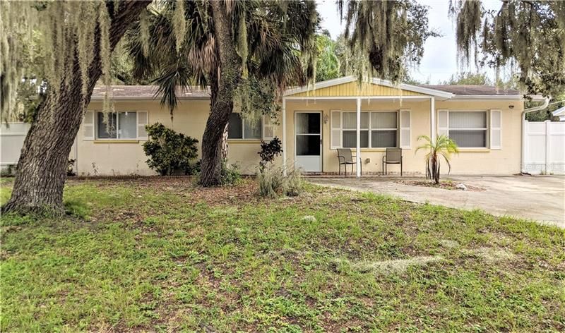 Recently Sold: $255,000 (3 beds, 2 baths, 1720 Square Feet)