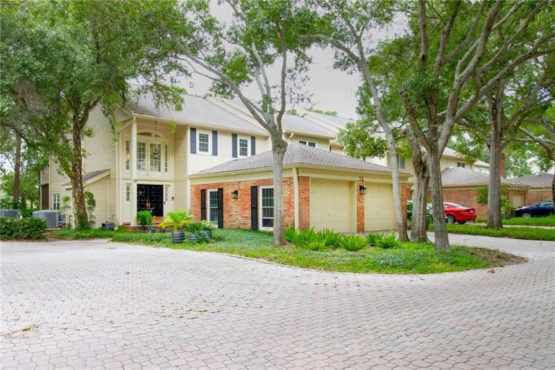 Recently Sold: $449,000 (3 beds, 3 baths, 2280 Square Feet)