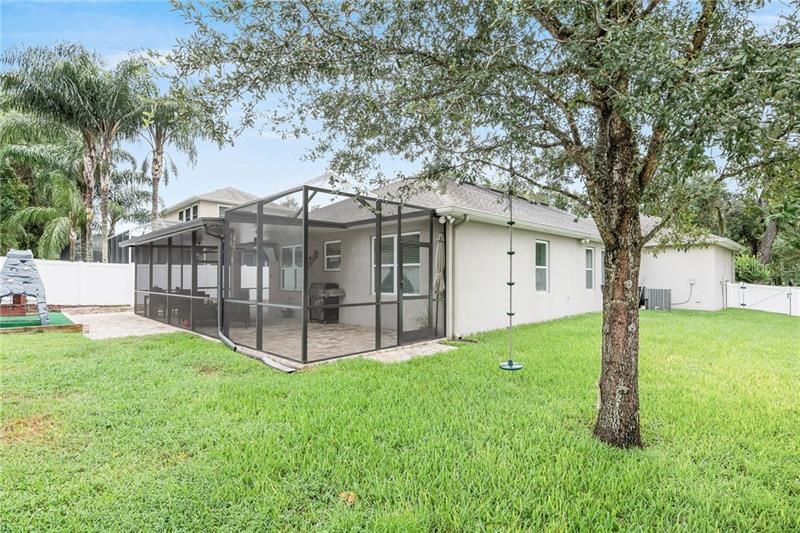 Recently Sold: $320,000 (3 beds, 2 baths, 2072 Square Feet)
