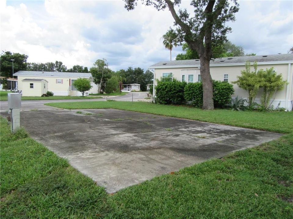 RV Lot/parking pad, 31'x 34' with apron.