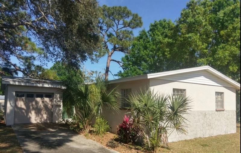 Recently Sold: $125,000 (3 beds, 1 baths, 1172 Square Feet)