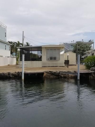 Recently Sold: $780,000 (2 beds, 1 baths, 672 Square Feet)