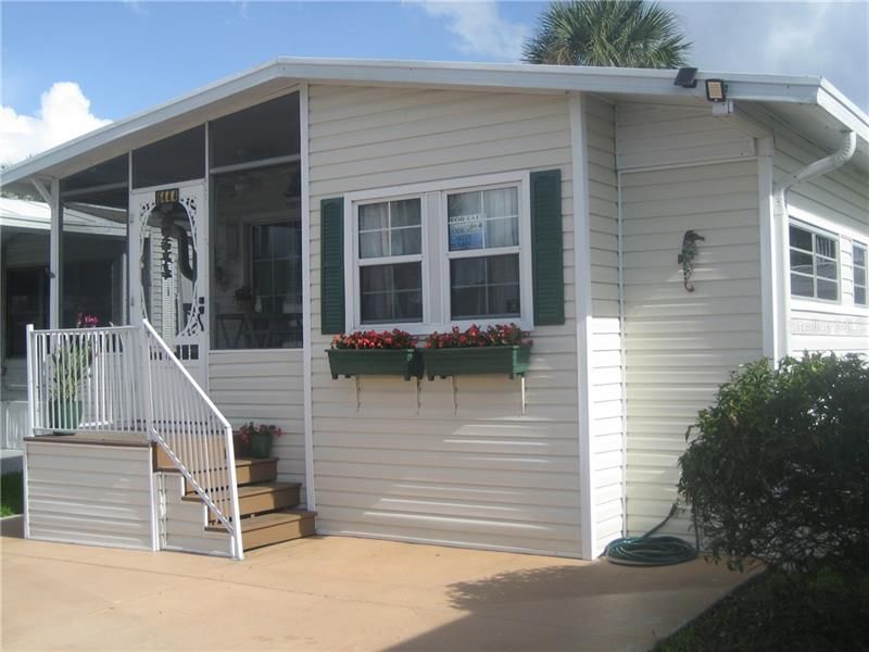 Recently Sold: $39,900 (2 beds, 2 baths, 724 Square Feet)