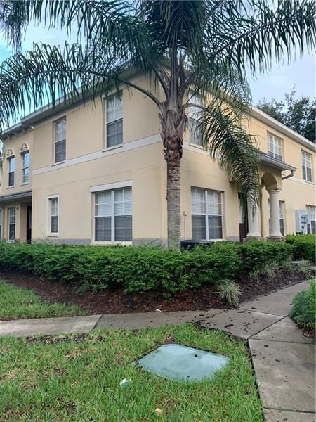 Recently Sold: $140,000 (3 beds, 2 baths, 1408 Square Feet)