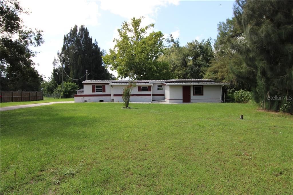 Recently Sold: $129,900 (3 beds, 2 baths, 1499 Square Feet)