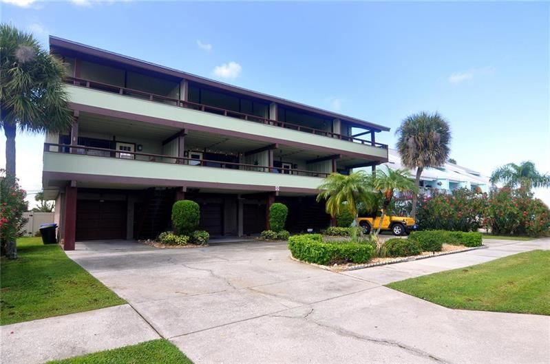 Recently Sold: $397,000 (2 beds, 2 baths, 1610 Square Feet)