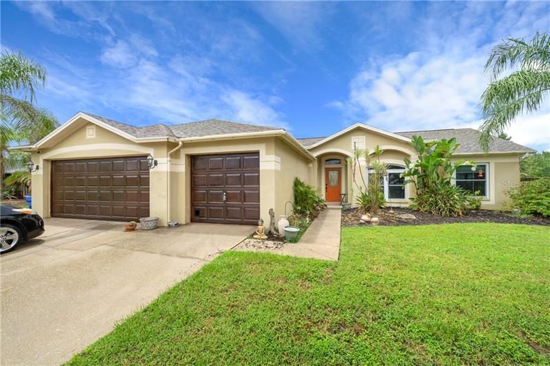 Recently Sold: $290,000 (4 beds, 3 baths, 2065 Square Feet)