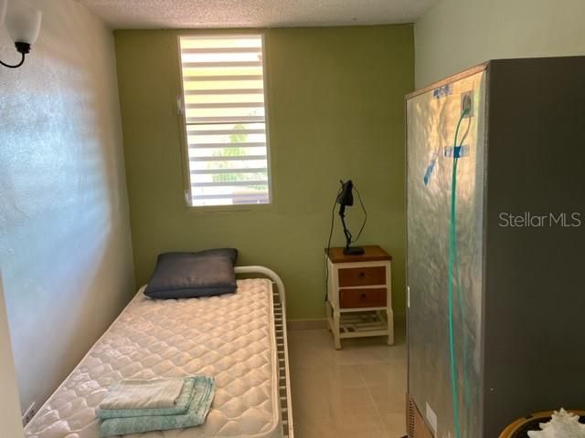 Vendido Recientemente: $195,000 (5 camas, 3 baños, 0 Pies cuadrados)