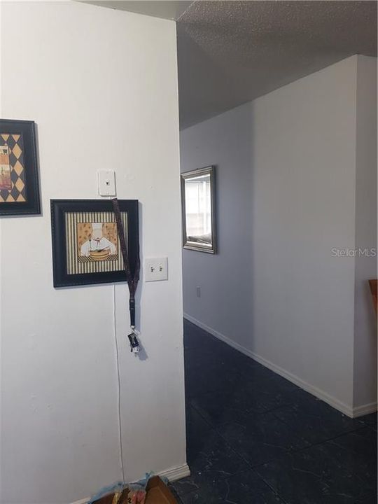 Vendido Recientemente: $79,900 (2 camas, 1 baños, 896 Pies cuadrados)