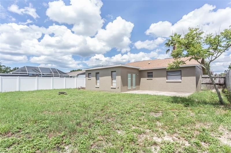 Recently Sold: $134,900 (3 beds, 2 baths, 944 Square Feet)