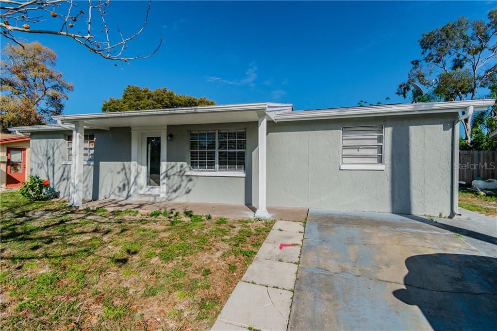 Недавно продано: $139,900 (3 спален, 1 ванн, 1032 Квадратных фут)