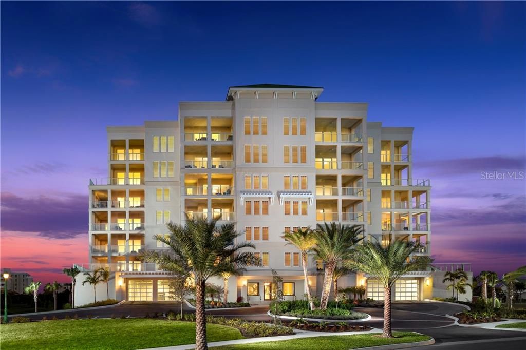Recently Sold: $964,000 (2 beds, 2 baths, 2079 Square Feet)