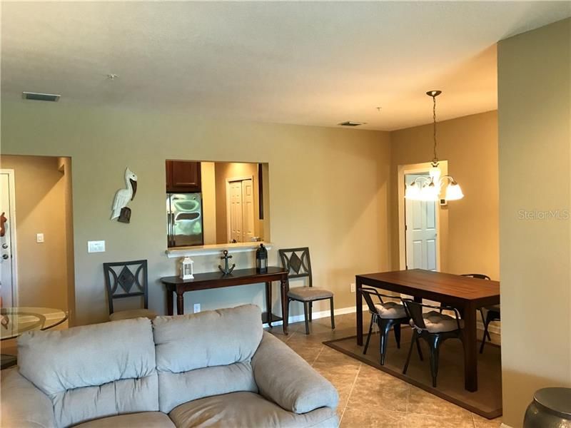 Recently Rented: $3,500 (3 beds, 2 baths, 1381 Square Feet)