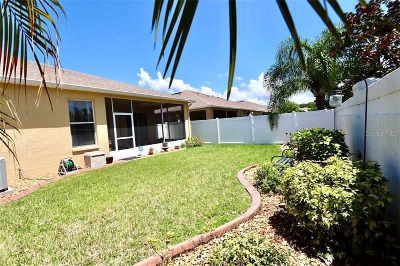 Recently Sold: $239,900 (3 beds, 2 baths, 2033 Square Feet)