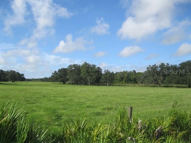 Vendido Recientemente: $300,000 (20.00 acres)