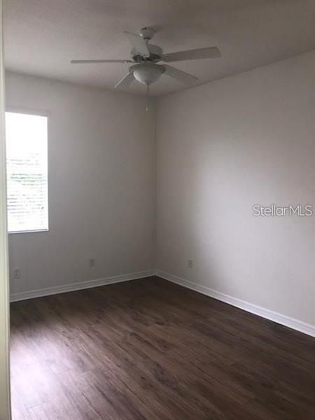 Recently Rented: $2,300 (3 beds, 2 baths, 2035 Square Feet)