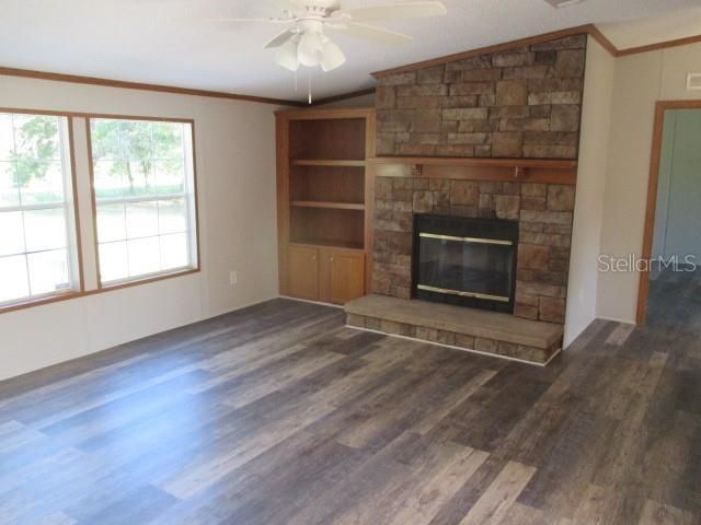 Recently Sold: $170,000 (4 beds, 2 baths, 2280 Square Feet)