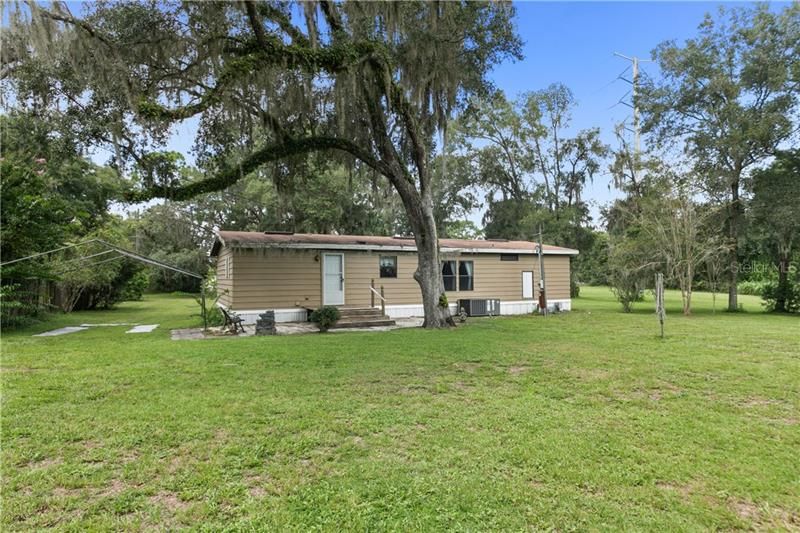 Recently Sold: $114,900 (3 beds, 2 baths, 1248 Square Feet)