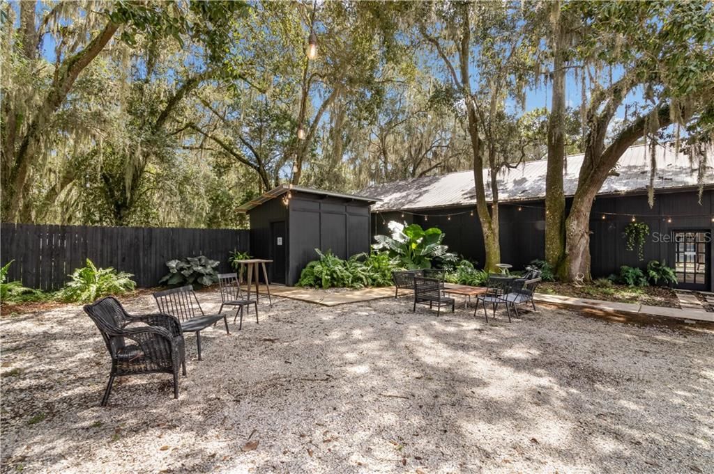 Recently Sold: $1,350,000 (4 beds, 2 baths, 6982 Square Feet)