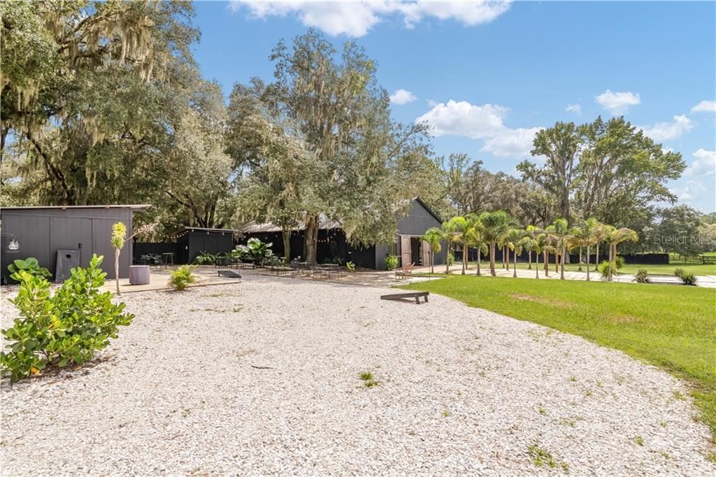 Recently Sold: $1,350,000 (4 beds, 2 baths, 6982 Square Feet)