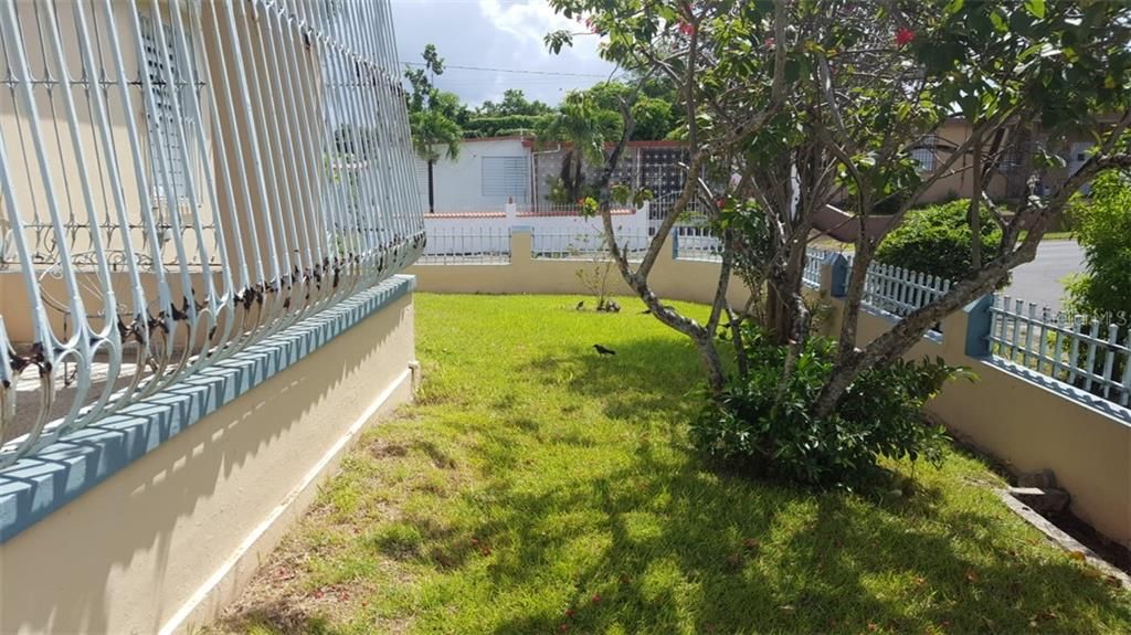 Vendido Recientemente: $84,500 (3 camas, 1 baños, 800 Pies cuadrados)