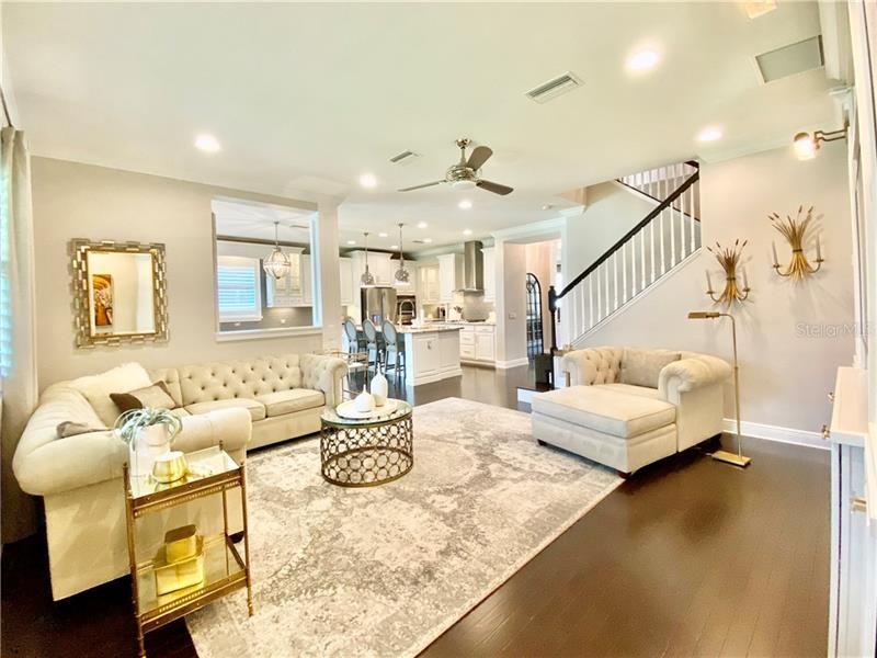 Recently Sold: $640,000 (5 beds, 4 baths, 4242 Square Feet)