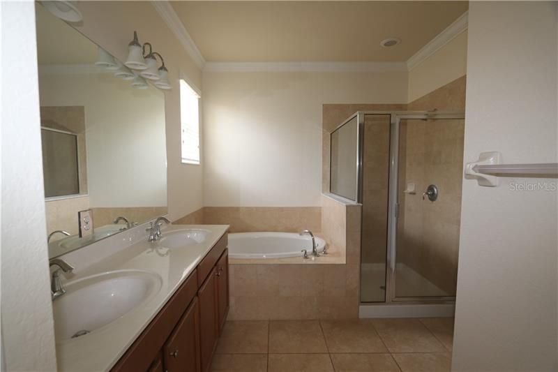 Недавно арендовано: $2,100 (4 спален, 3 ванн, 2023 Квадратных фут)