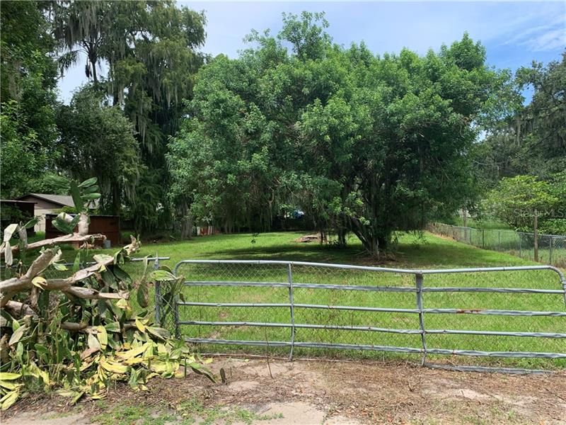 Vendido Recientemente: $89,000 (0.26 acres)