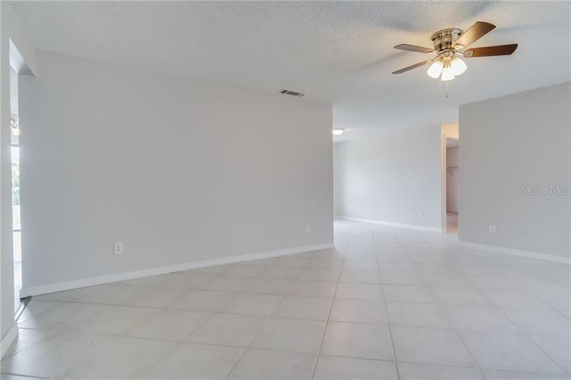 Recently Sold: $259,999 (3 beds, 2 baths, 1532 Square Feet)