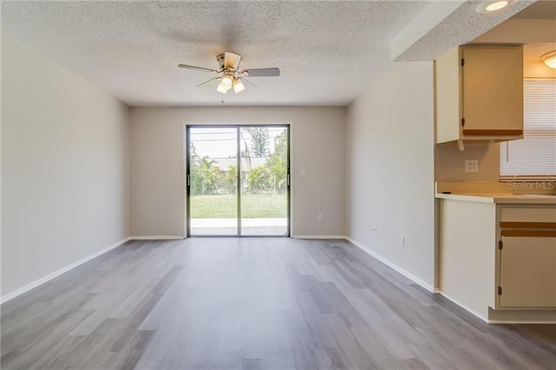 Recently Sold: $259,999 (3 beds, 2 baths, 1532 Square Feet)