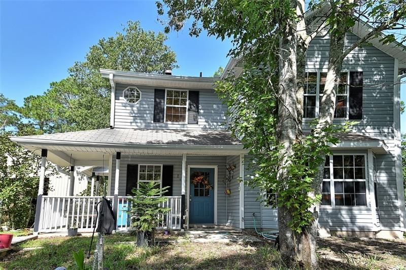 Front view of 842 Meade Road, Geneva, Florida - Welcome to the peace & quiet of the country lifestyle!