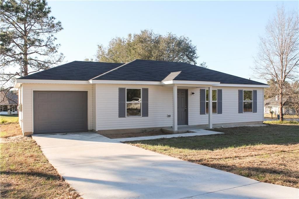 最近售出: $128,000 (3 贝兹, 2 浴室, 1003 平方英尺)