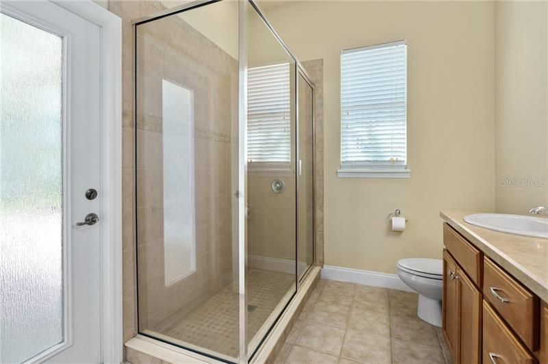 最近售出: $425,000 (4 贝兹, 2 浴室, 2251 平方英尺)